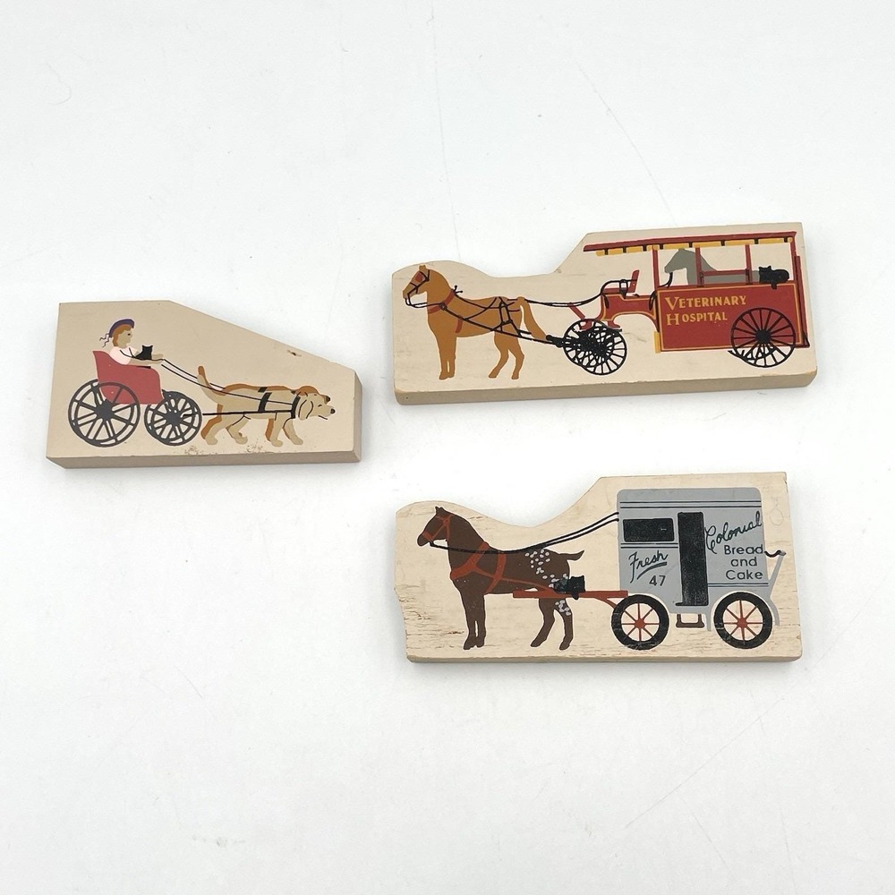 Vintage 1994 The Cat's Meow Wooden Shelf Sitters‎ Horse Carriage Dog Set 3pc